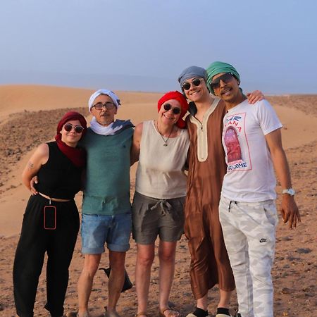 Dar Ilyana Hotell Ait Tiourhza Exteriör bild