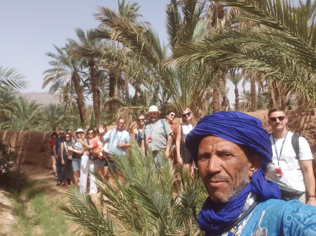 Dar Ilyana Hotell Ait Tiourhza Exteriör bild